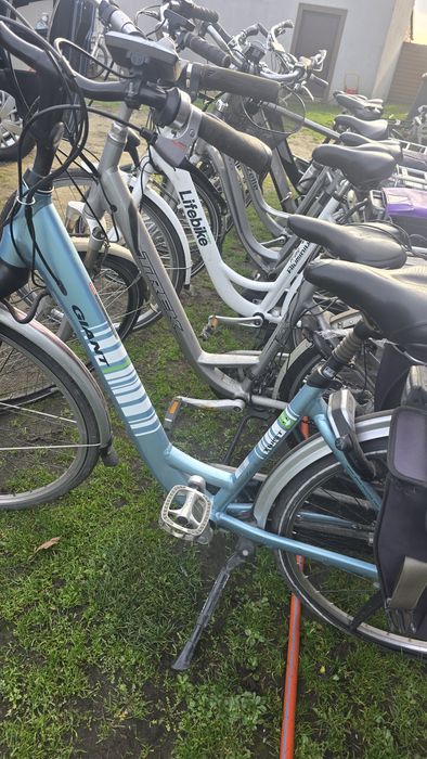 8 Rowerów elektrycznych