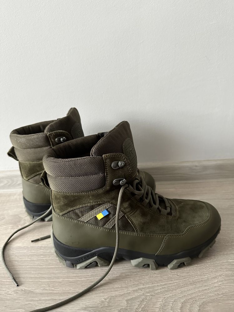Зимові берці bertoni