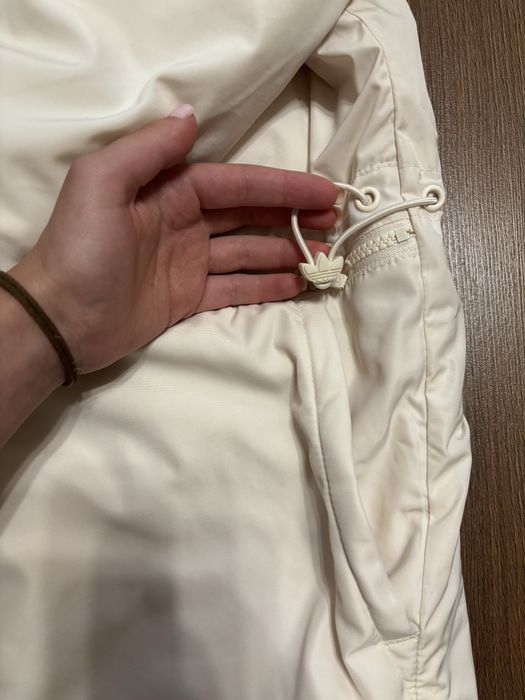 Куртка Adidas Originals жіноча/унісекс, зимова, беж (M-XL)