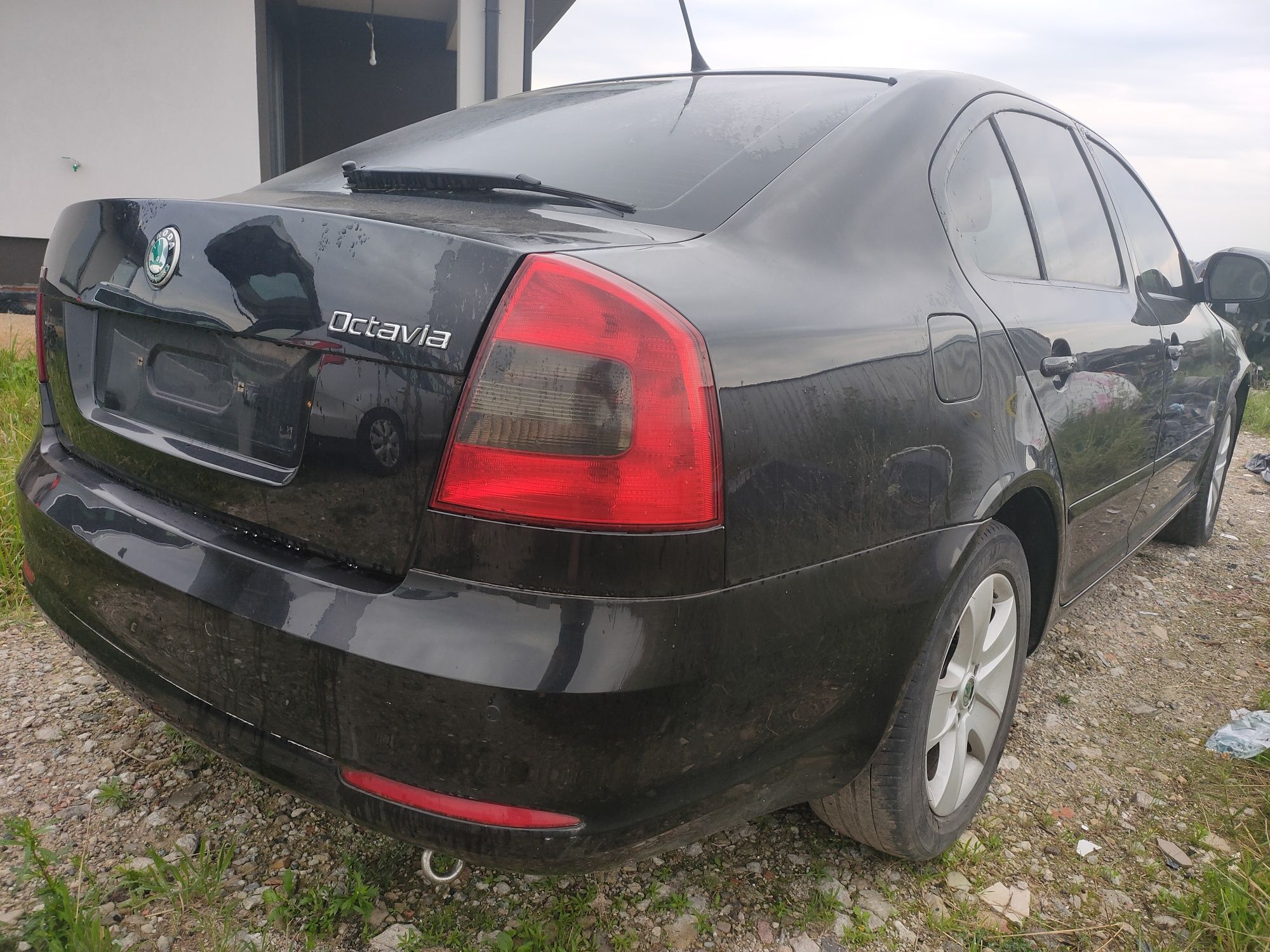 Skoda Octavia 2 fl 12r kolor 9910 części