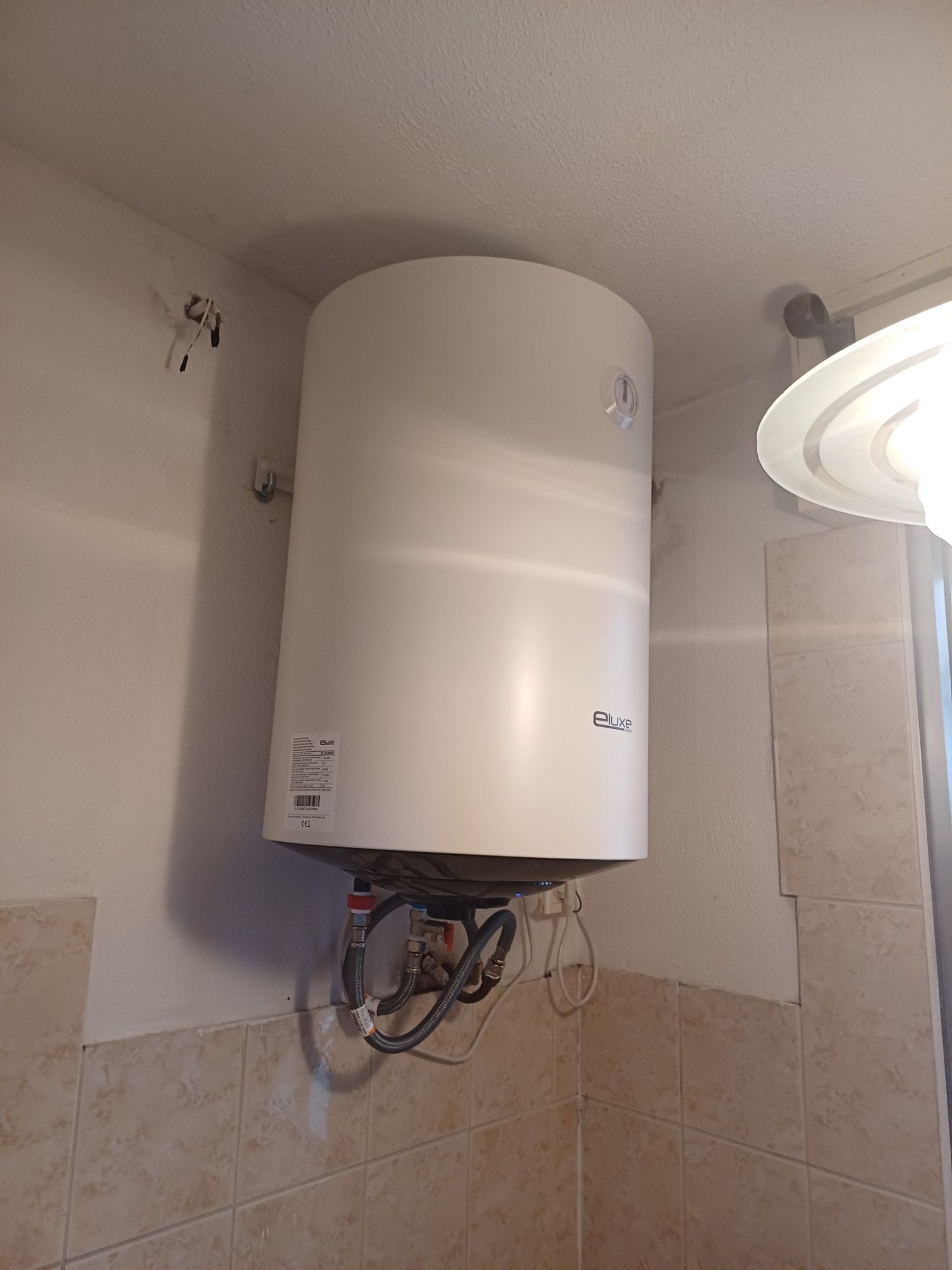 Instalação e manutenção de termoacumulador