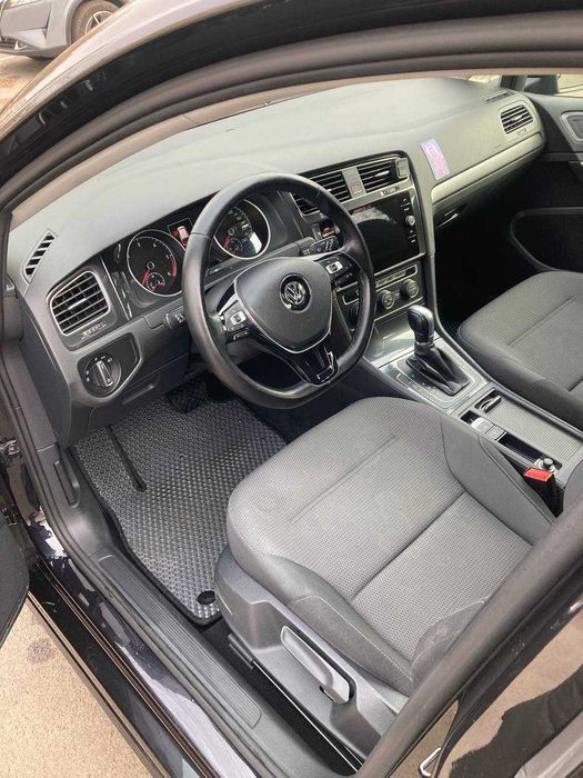 Volkswagen Golf 2017 універсал автомат