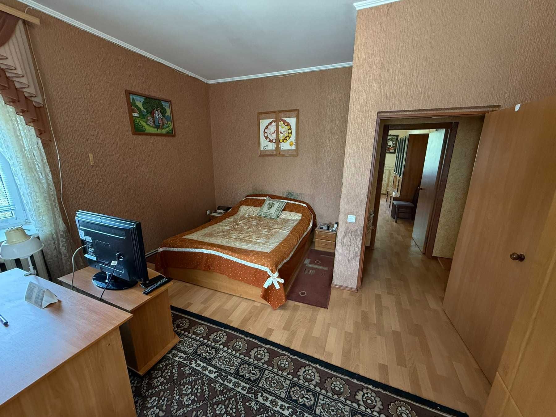 Продаж трикімнатної в новобудові. Центральна частина міста