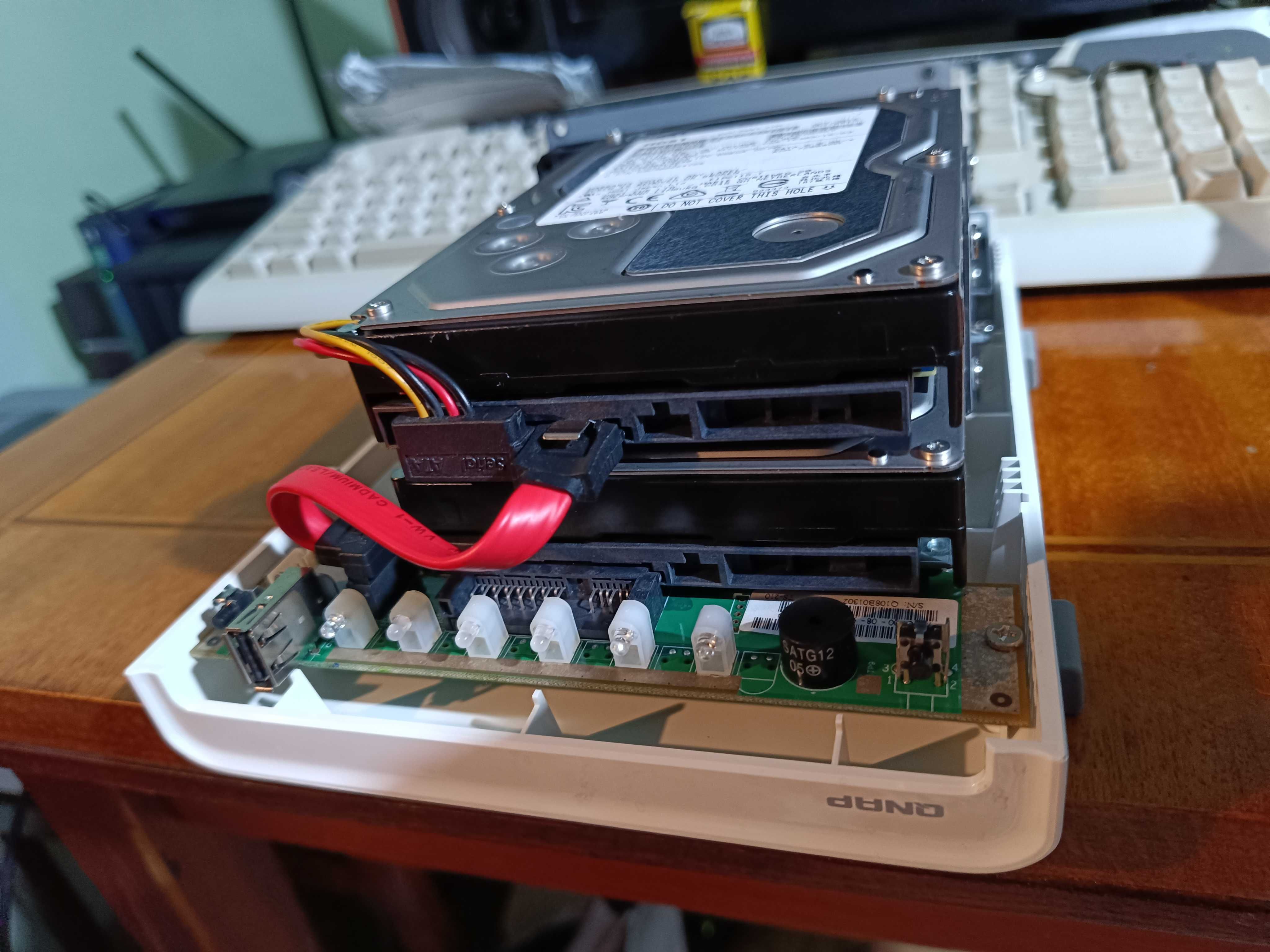 Мережеве сховище QNAP TS-210 NAS з серверими дисками 6Tb