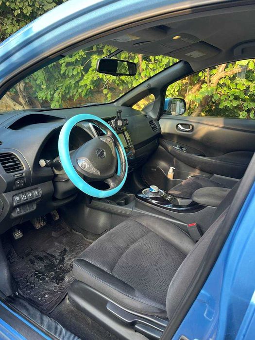 NISSAN Leaf 2013 р 24 кВт