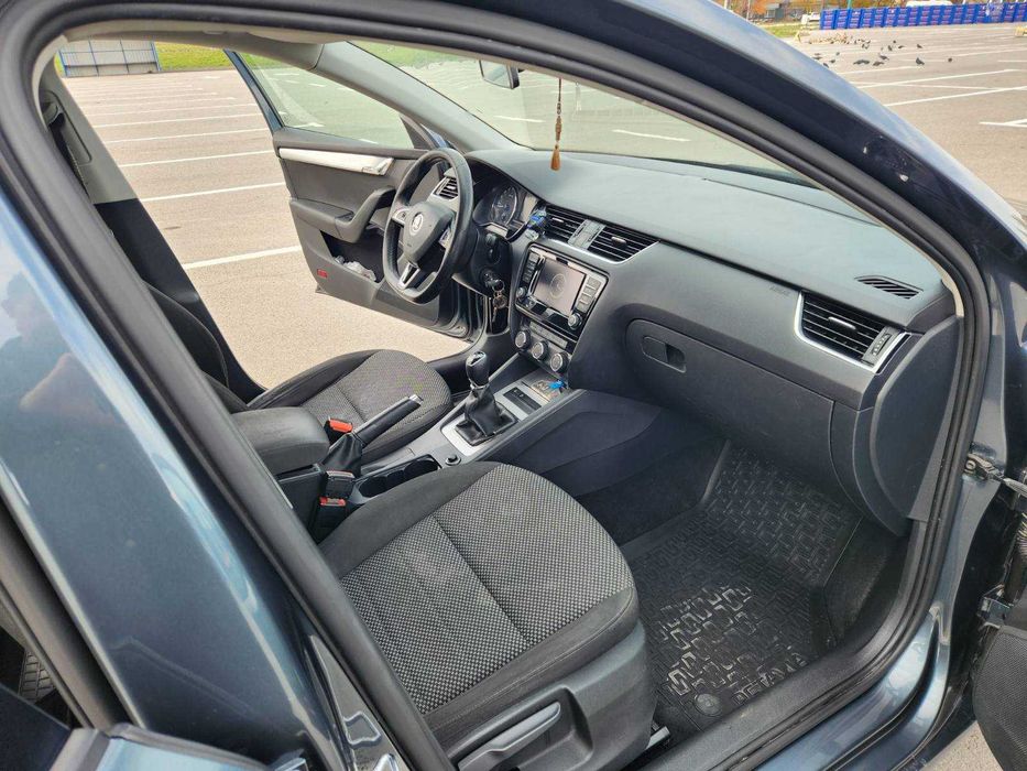 Продається Шкода Октавія А7; 1,6 D; 2015