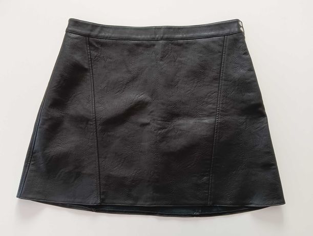 Czarna spódniczka a'la skóra 42/XL Zara