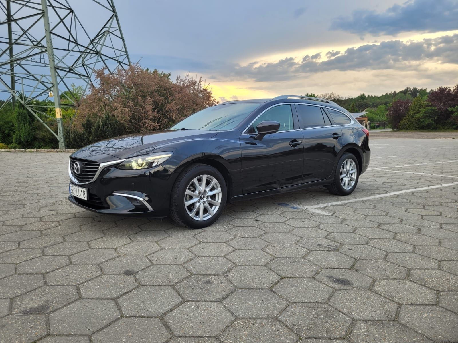 Mazda 6 niski przebieg 2.0 benzyna raport ADNA