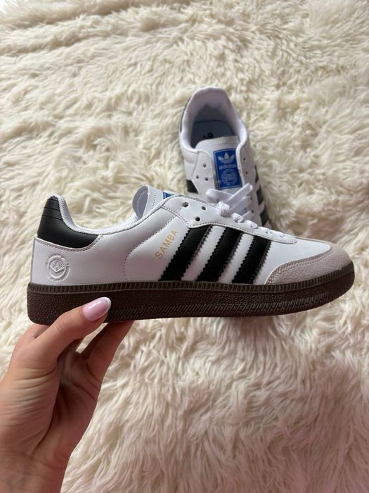 Жіночі кросівки adidas samba