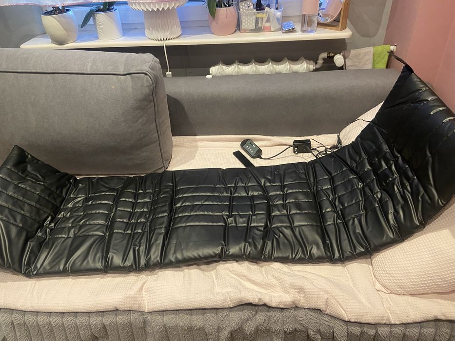 Mata masująca prawie nowa