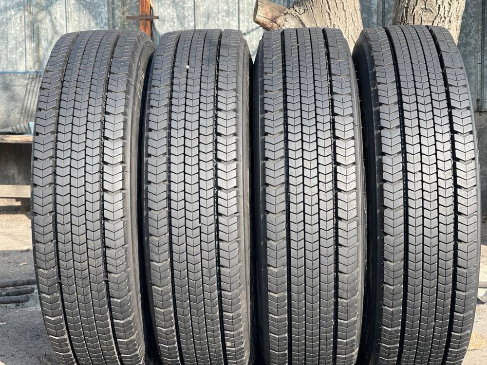 Шини вантажні 4шт 295/80 R22,5 Continental HDL1