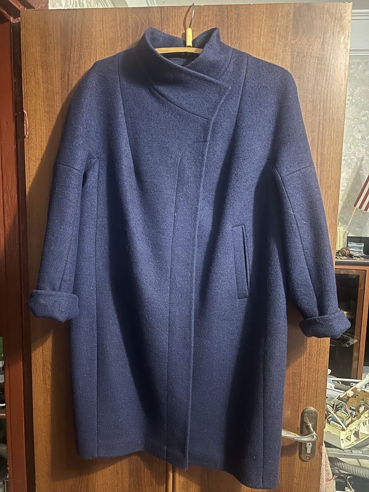 Продам зимние вещи пальто,шуба,куртка