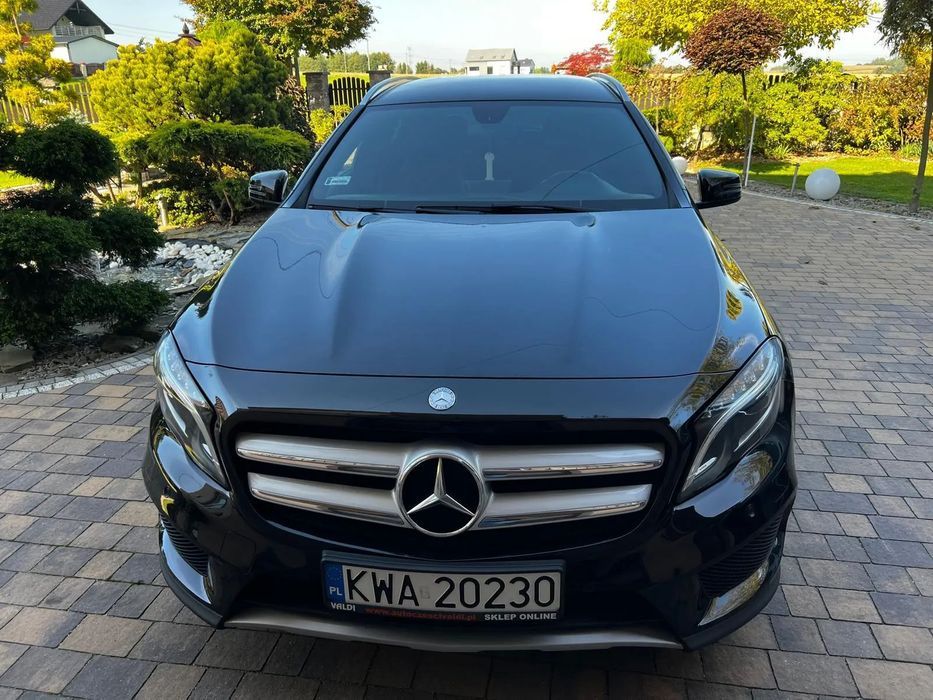 Mercedes-Benz GLA Mercedes-Benz GLA 200 AMG