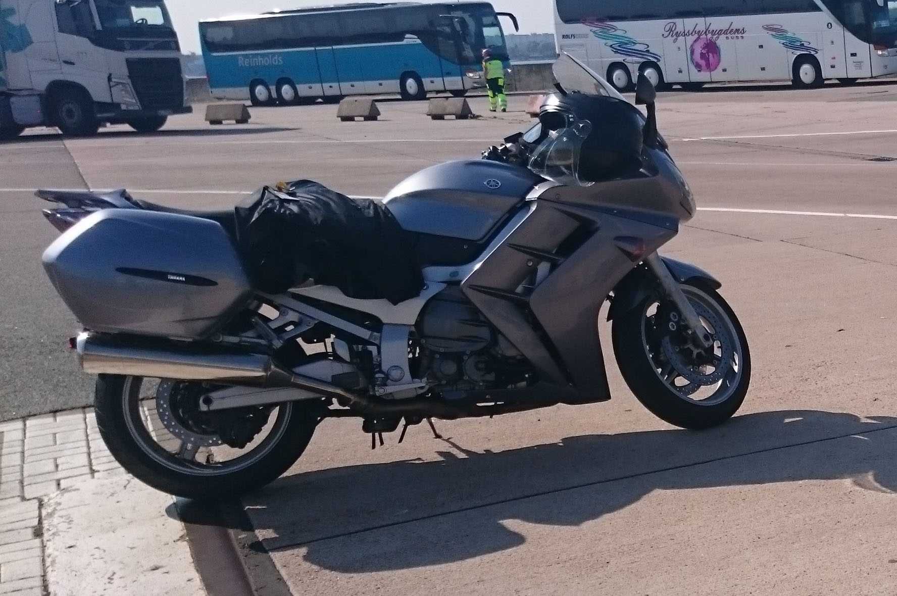 Yamaha FJR 1300 igła