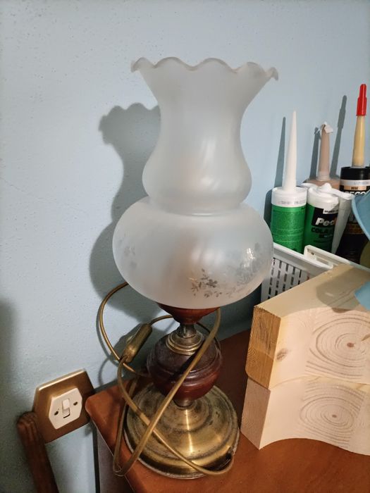 Candeeiros em bom estado