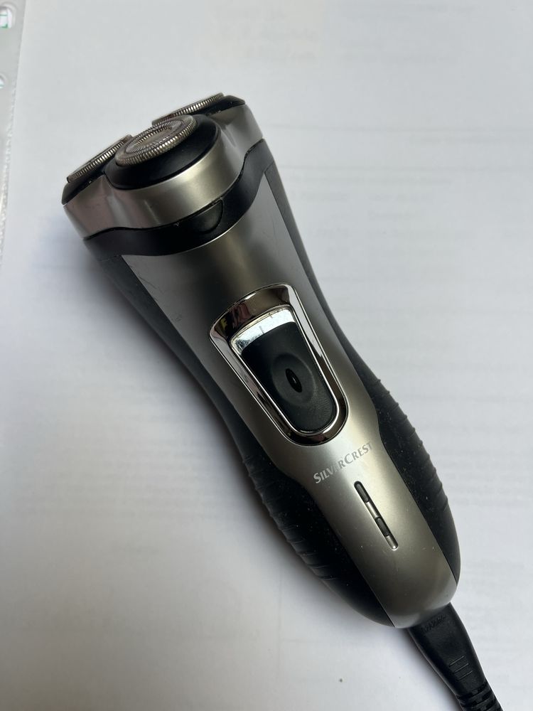 Vendo Maquina de Barbear usada