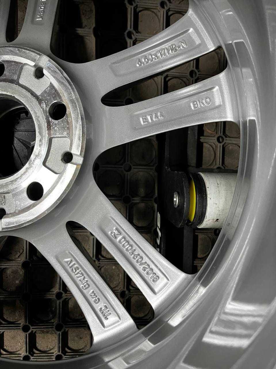 ДИСКИ оригінальні БУ MERCEDES R17 6.5J 5X112 ET44 Skoda, VW Мерседес