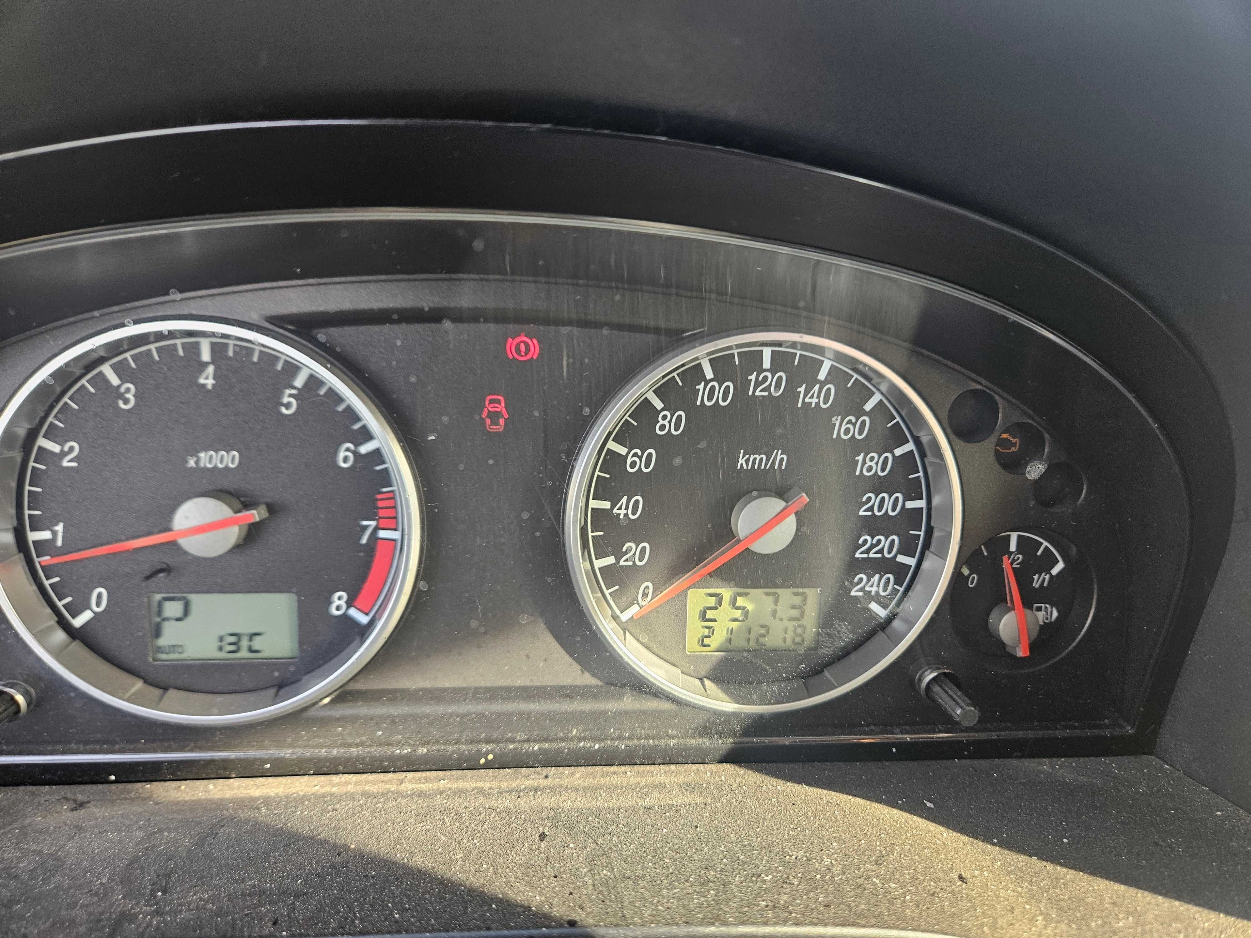Ford Mondeo 2,5 V6 automat