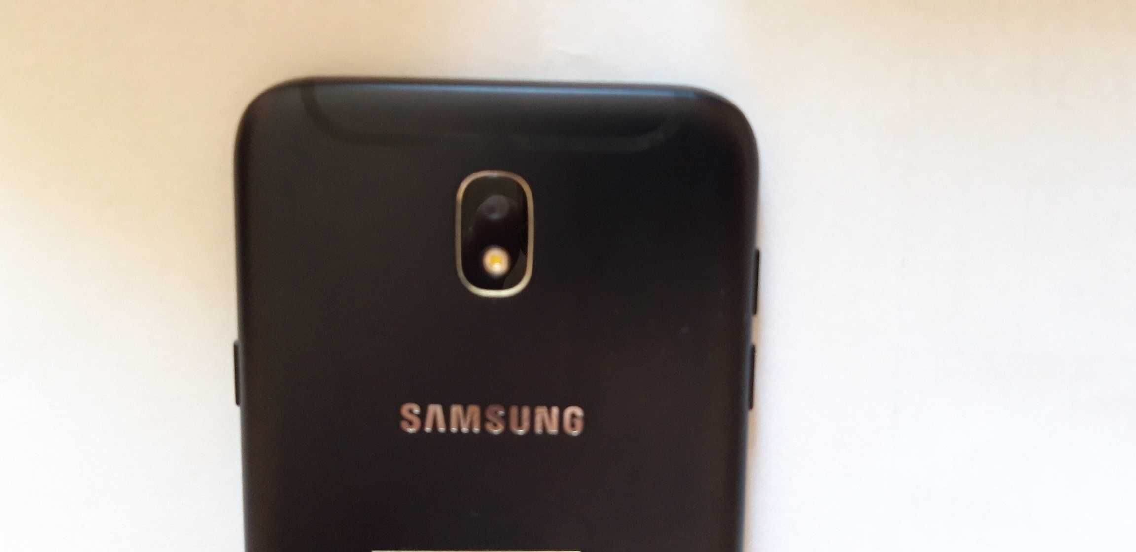 Samsung Galaxy J7 Czarny