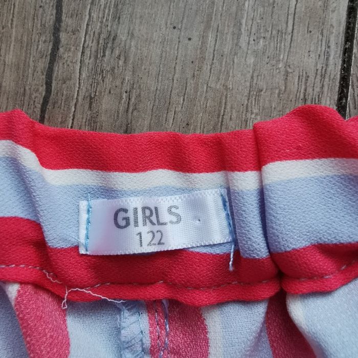 Szerokie spodnie na 6-7 lat (116-122cm)