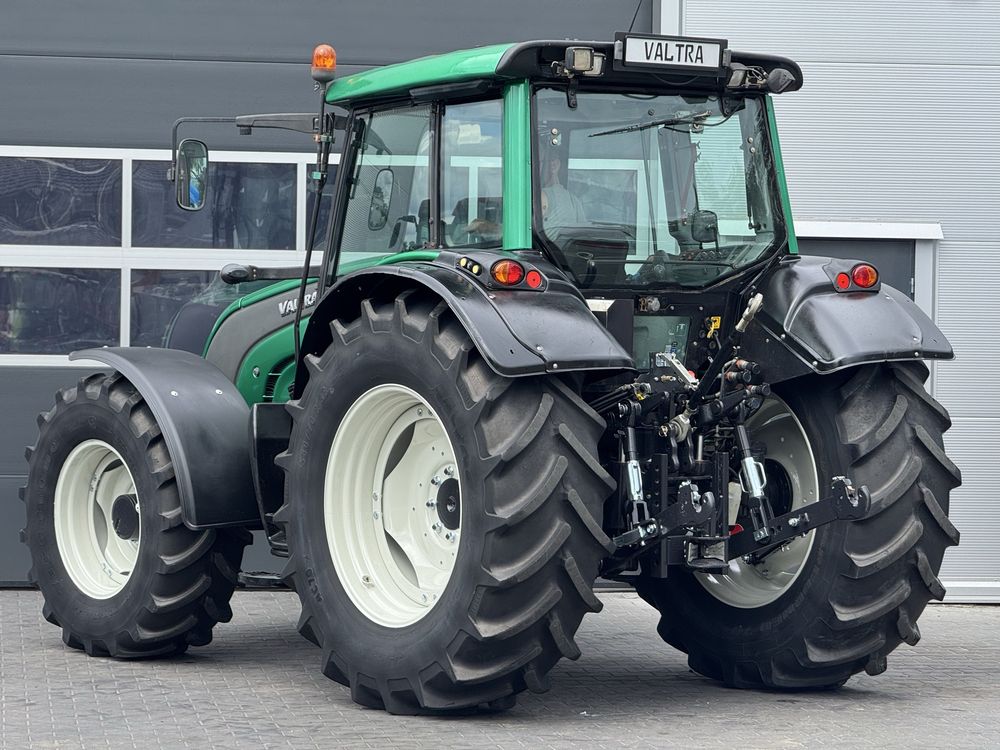 Valtra N 141 HiTec