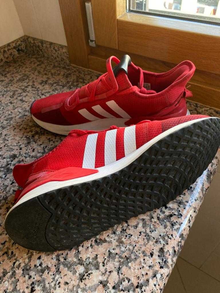 Ténis adidas nr44