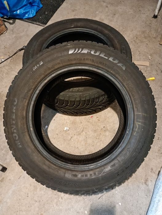 Dwie opony zimowe używane Fulda