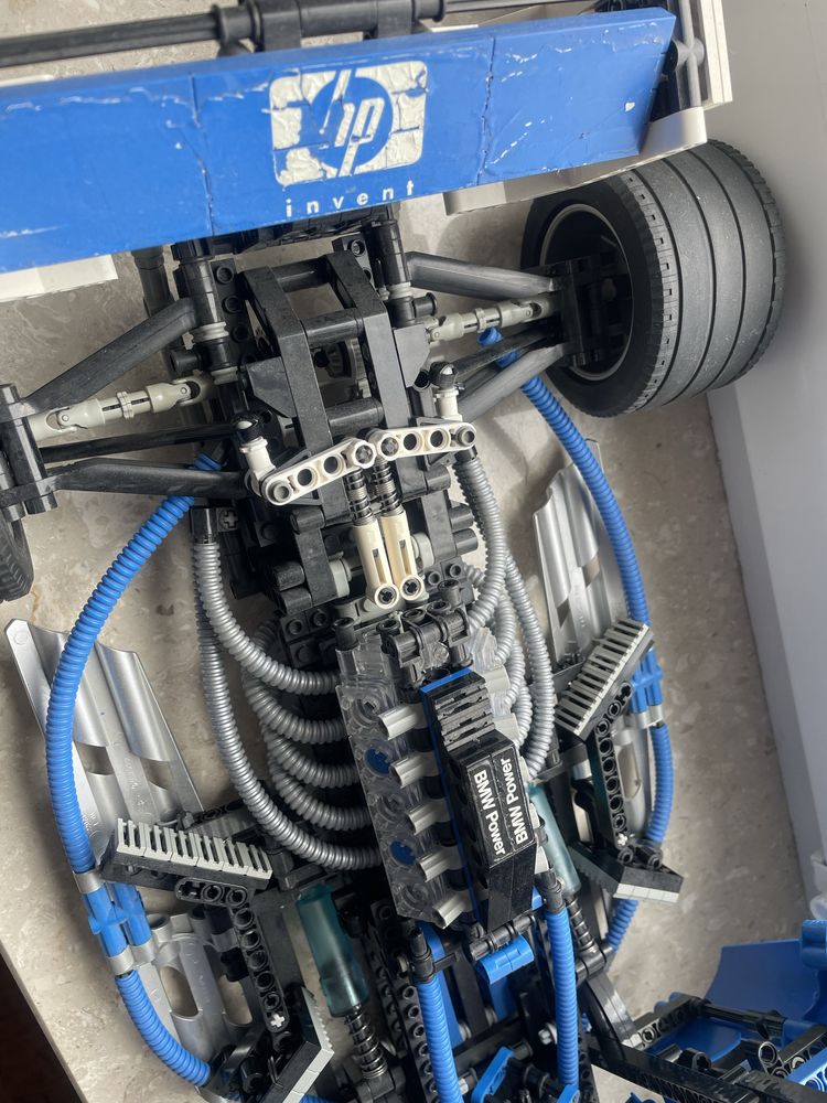 Gigantyczny bolid F1 Williams BMW lego technic 8461 biały kruk!