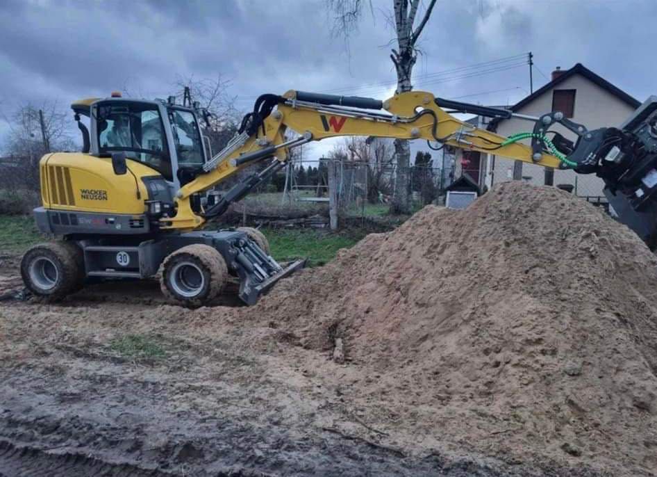 Usługi koparko ładowarką, koparką i miniładowarką Warszawa i okolice