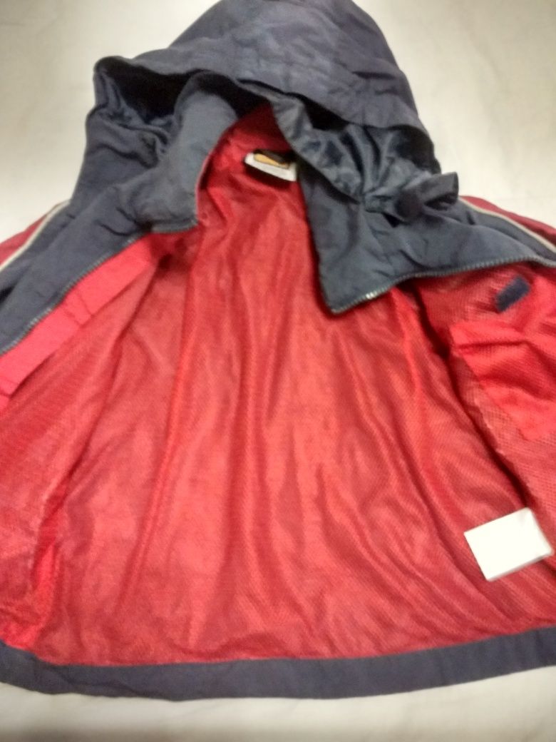 Куртка ветровка размер 104-110