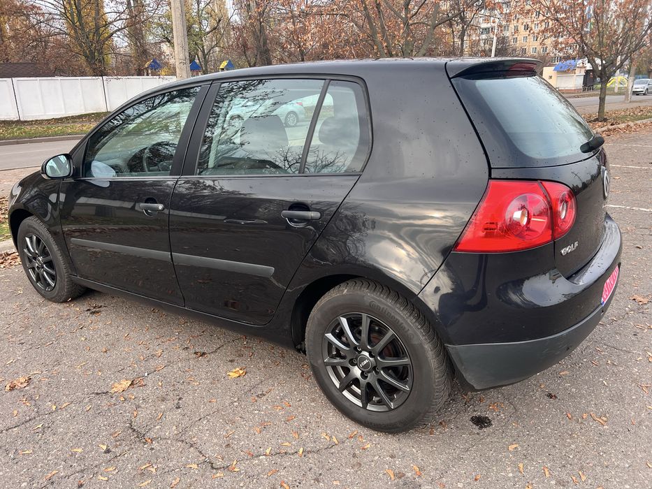 Продам Volkswagen Golf пятого покоління