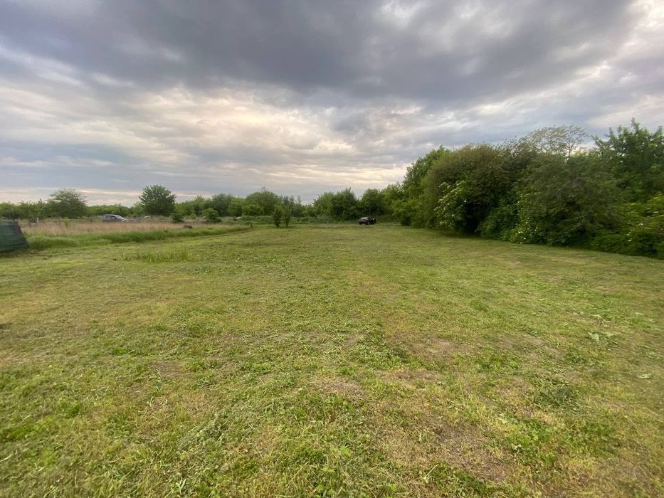 Ділянка 13 соток під забудову в Іванкові