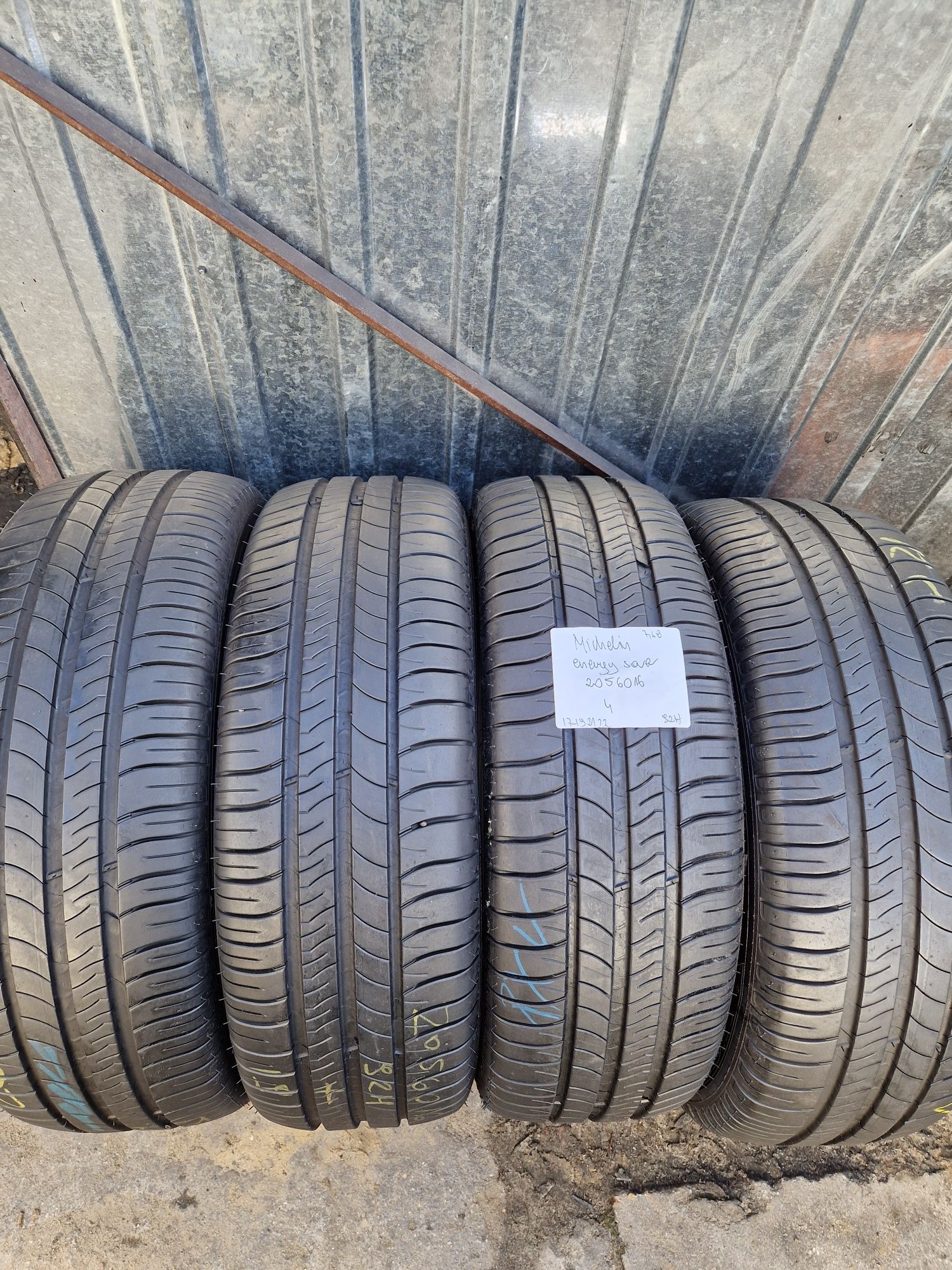 205/60/16 205/60R16 Michelin 2022 lato