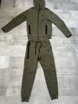 Dres nike tech fleece