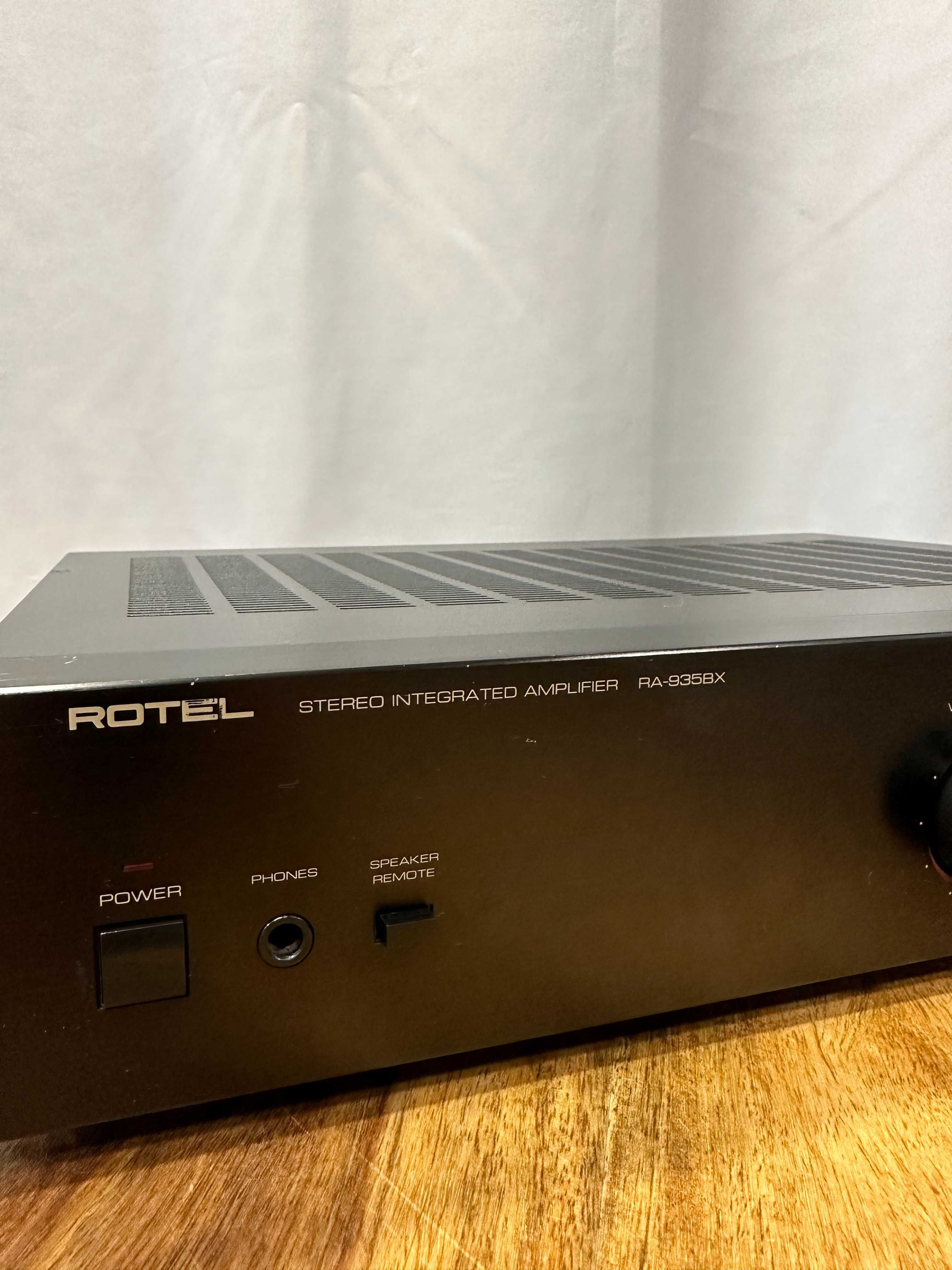 Wzmacniacz Stereo Rotel RA 935 BX MK II