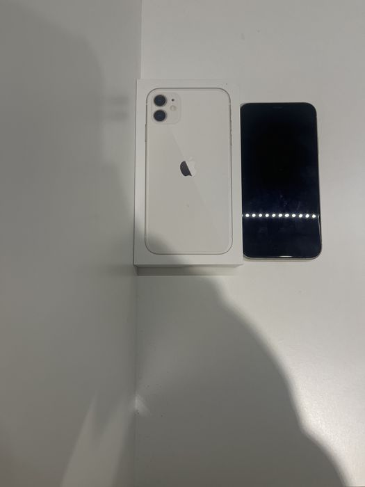 sprzedam Iphone 11 128GB.