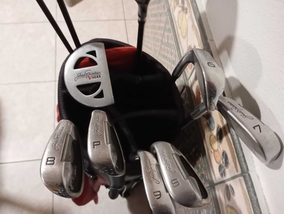 Tacos de golfe vermelhos