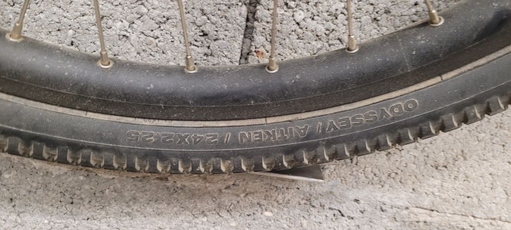Pneu odyssey aiteken 24x2.25