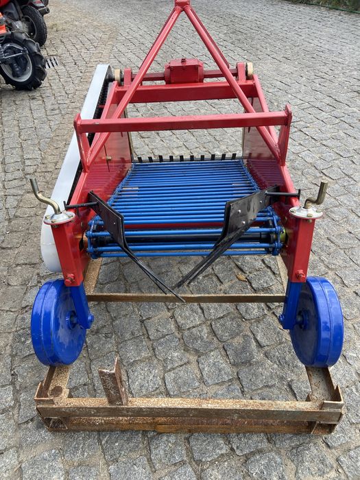 Arrancador de batatas de tapete