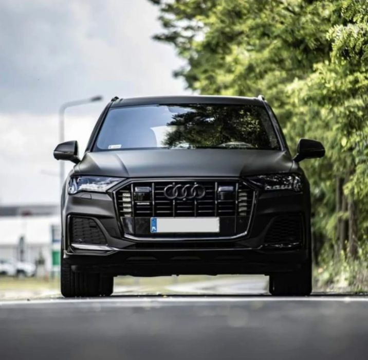 Audi Q7 czarny mat S-line faktura vat23% matrix dociągi hak gwarancja