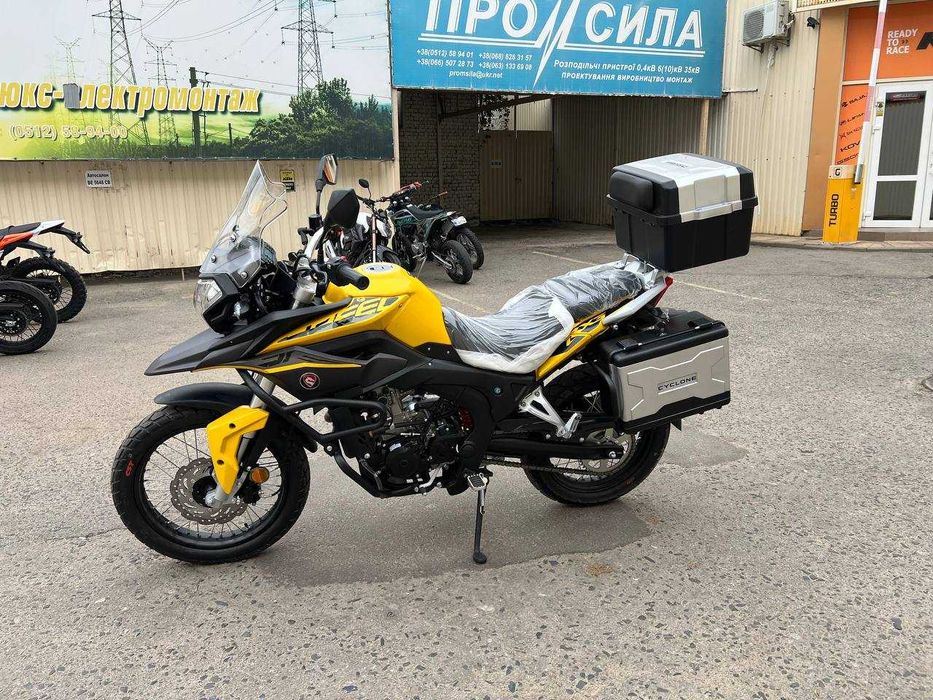 Мотоцикл CYCLONE RX3