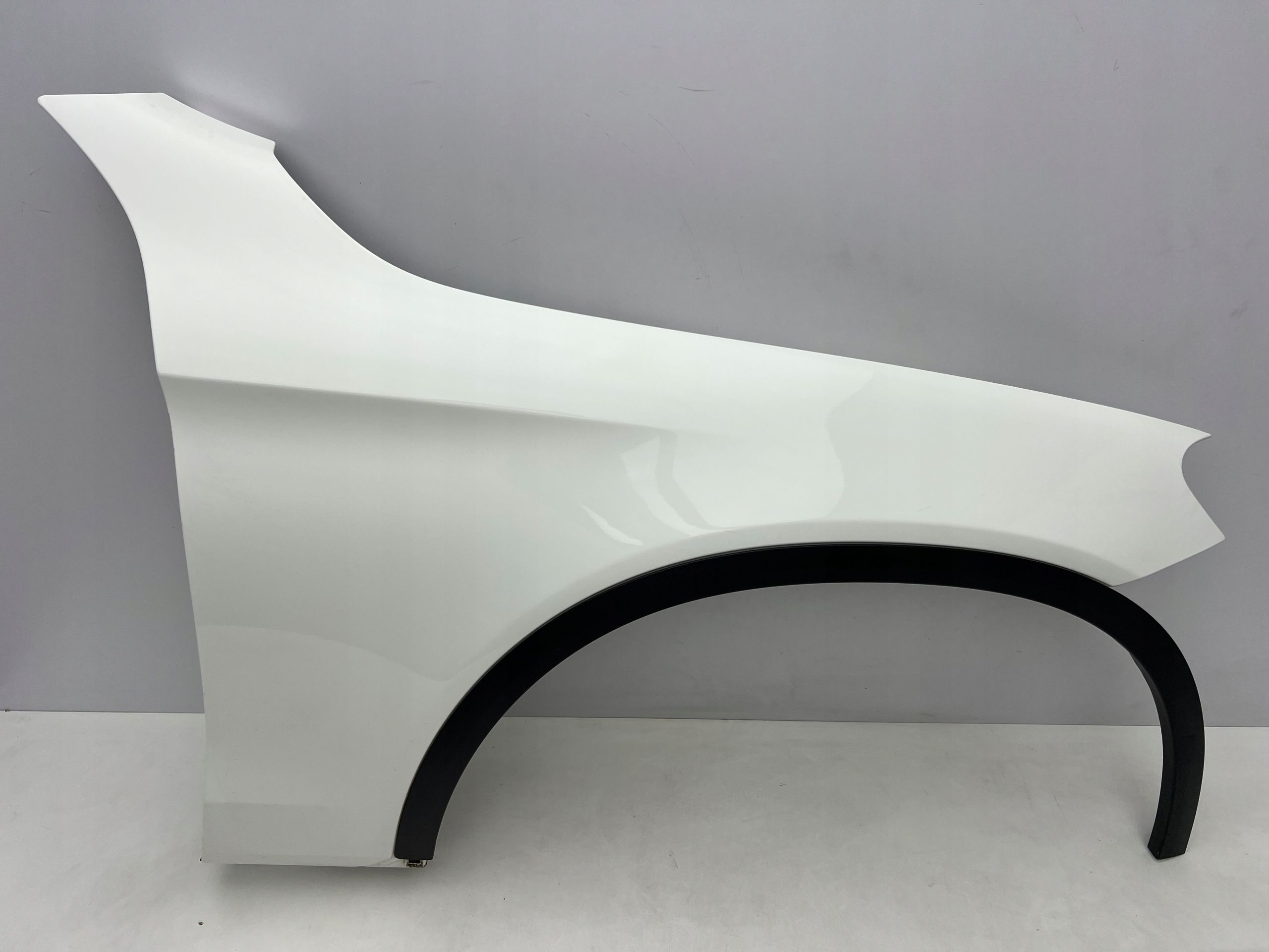 Mercedes Glc W253 X253 błotnik Przedni Prawy przód Listwa oryginał…