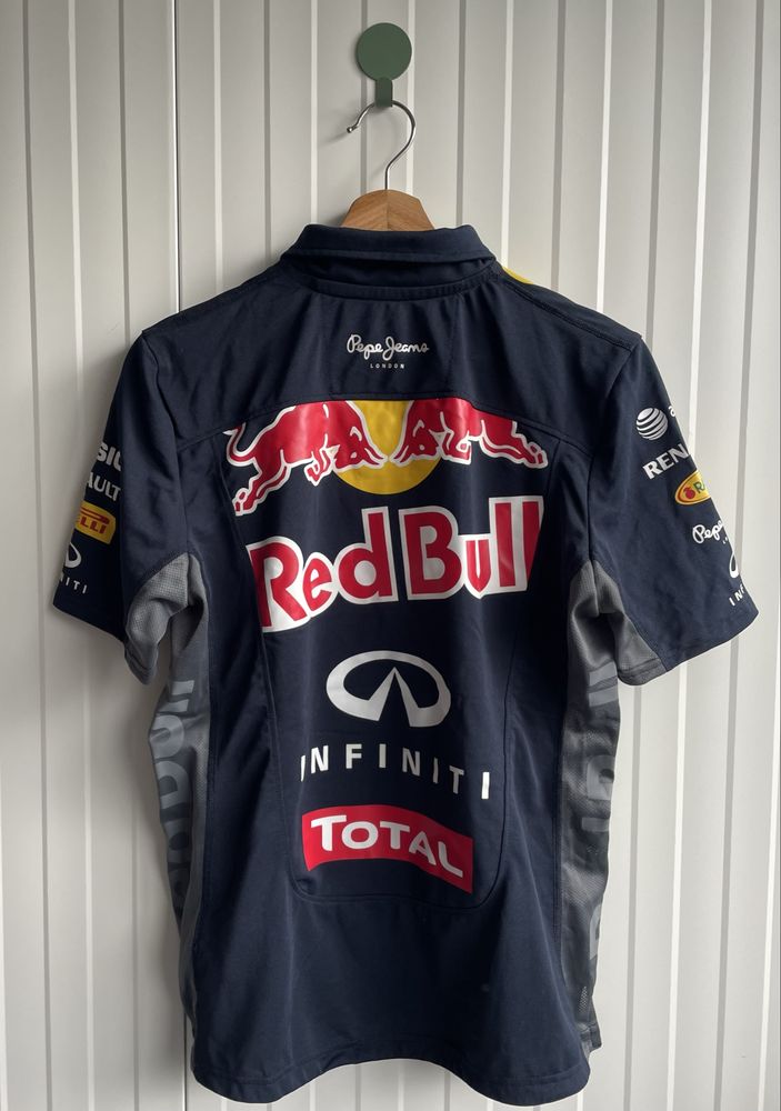 Red Bull Racing × Pepe Jeans | Polo Oficial F1 | Novo