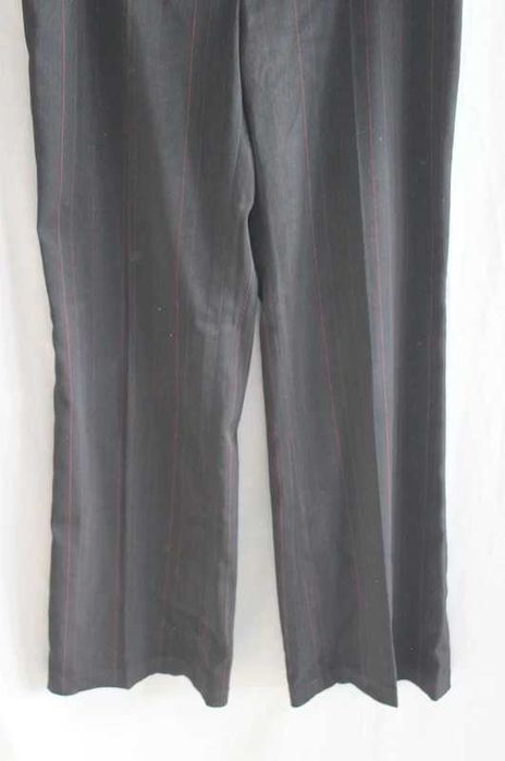 Czarne eleganckie spodnie w czerwone paski vintage retro