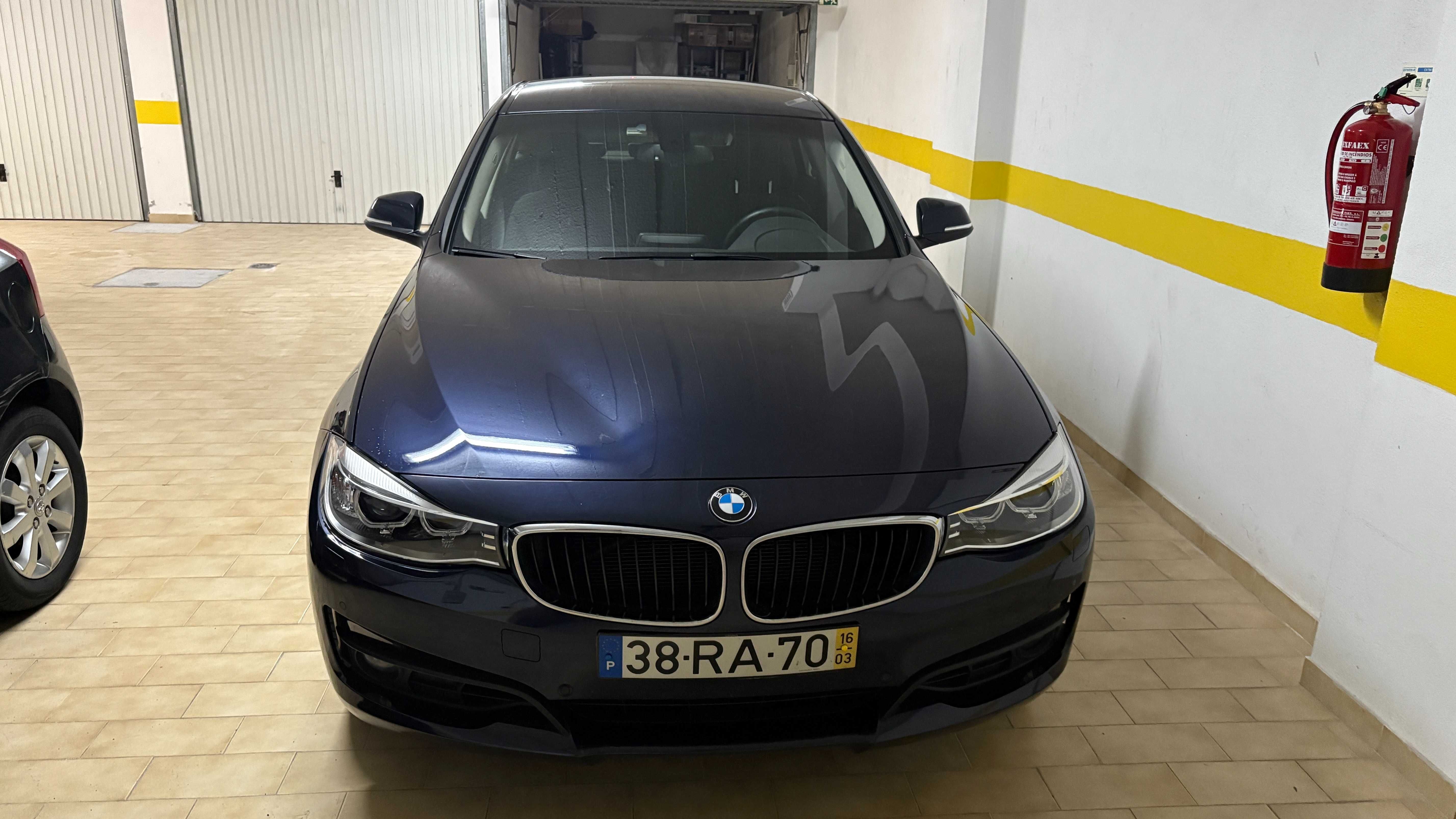 BMW 328ix GT Advantage Azul Imperial metalizado de 2016 - Oeiras