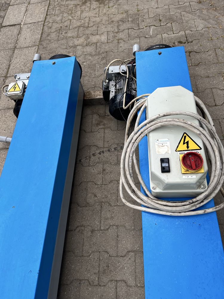 Podnośnik dwukolumnowy 5T Ravaglioli