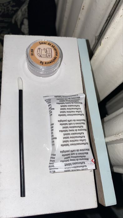 Smar spożywczy H1 5g i aplikator.  Odkamieniacz do ekspresów do kawy