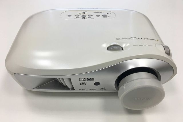 Epson EMP TW700 projektor kina domowego