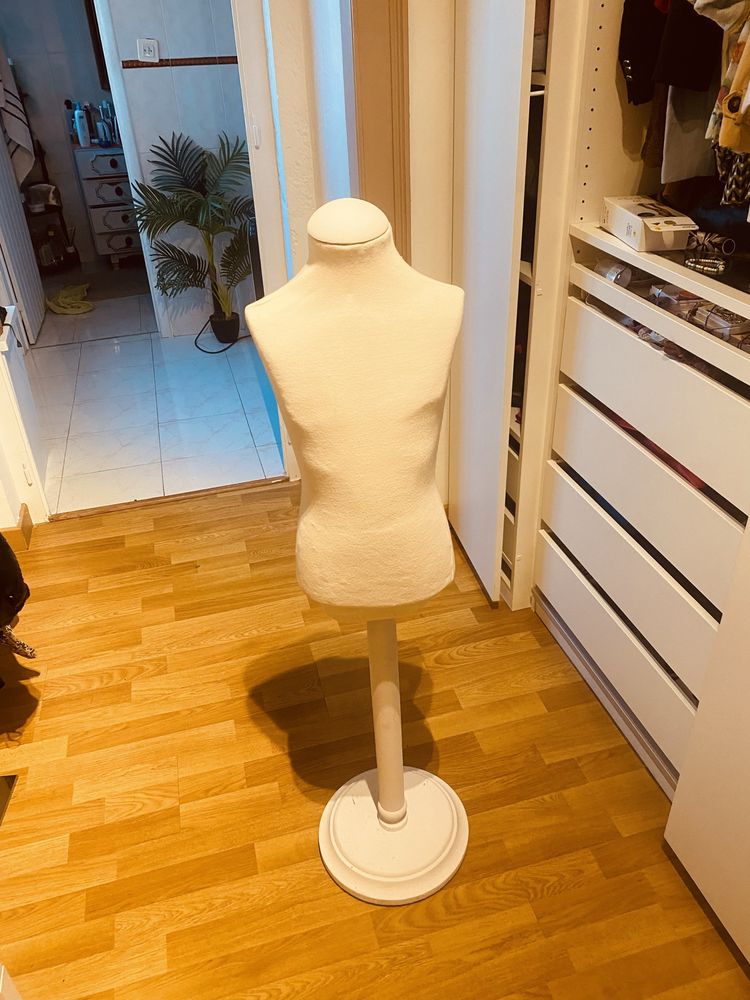 Busto de crianca
