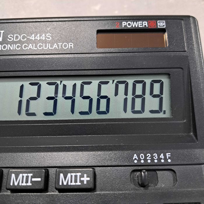 Kalkulator biurowy Citizen SDC-444S - sprawny, używany, duże przyciski